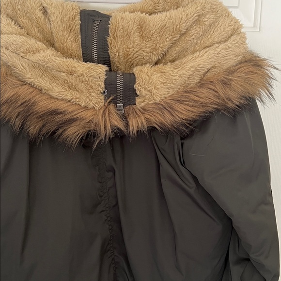 American Eagle Outfitters Jacket with Faux Fur Hood - Picture 5 of 6